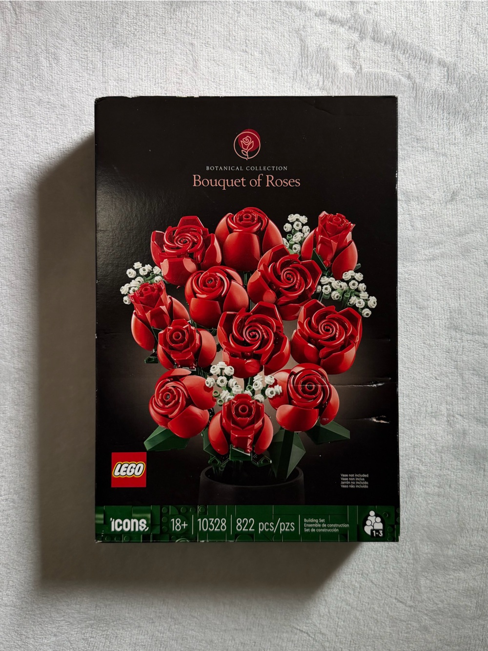 LEGO Red Rose Bouquet with Green Leaves